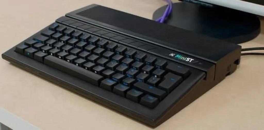 [ImageSource: Dennis Shaw in the Atari ST and STe users Facebook group]

⁉️[Shaw] makes it clear in his post that “all the materials are open source and can be freely obtained.” So the makers out there with modernized Atari ST yearnings and the ability can make something similar with the open source components.⁉️

👾For example, the 3D printer files for the Creative Commons case design chosen by [Shaw] are available under the moniker Atapi STx. That particular case is designed for Raspberry Pi use, but Shaw has modified and shared the mods for this FPGA-powered ST computing solution.👾

<https://sites.google.com/site/beebox68k/atapi>
